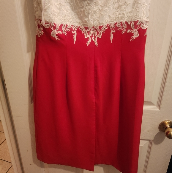 NWT JJ'S House Stunning Red and White Lace Dress - Picture 6 of 7